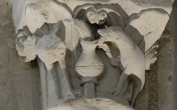Chapiteau de la Collégiale