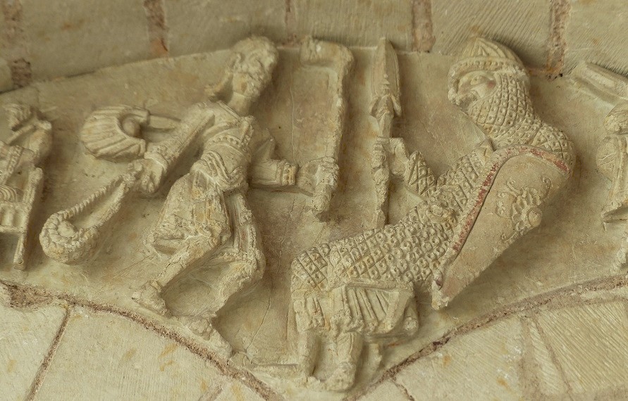 Décors sculpté de l'ancienne abbaye Saint-Aubin